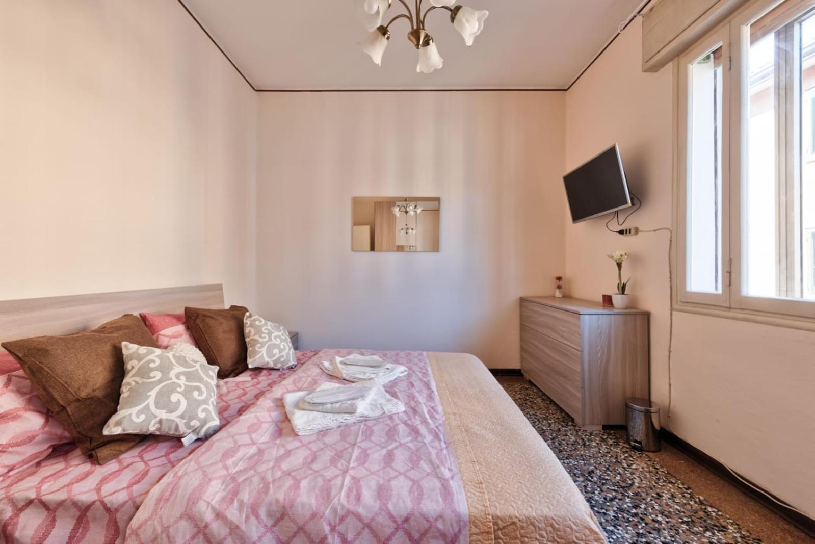 Apartamento 2 Bedroom Mestre Train Station Venecia